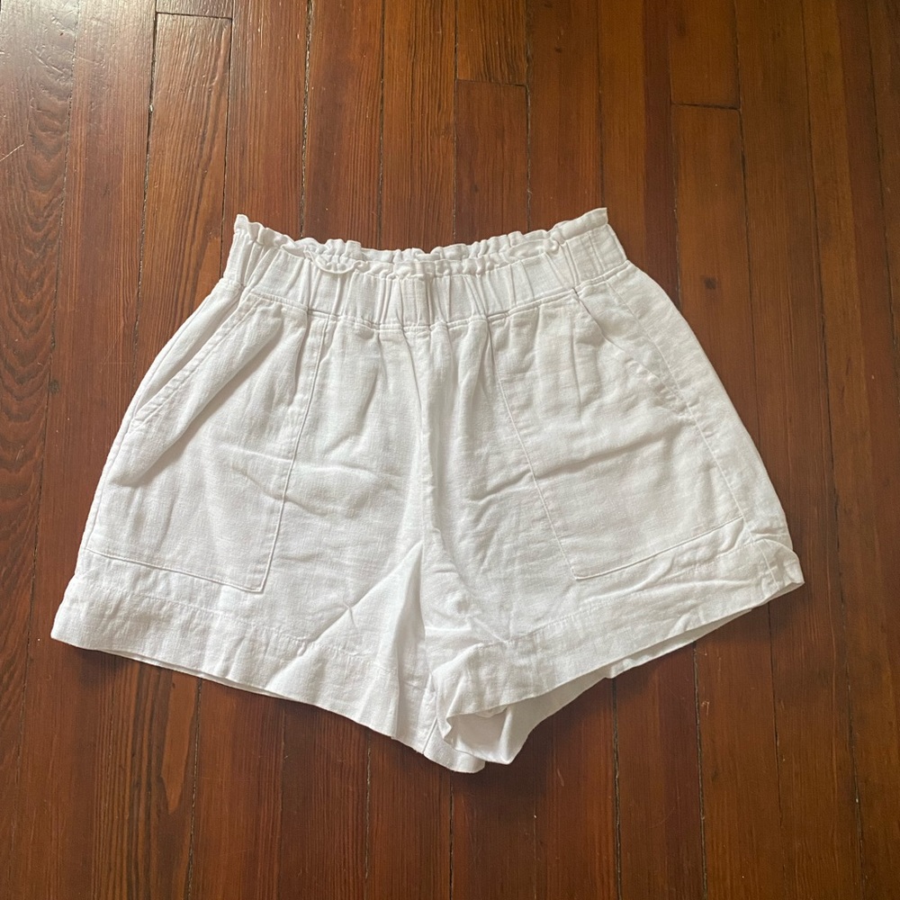 Abercrombie linen white shorts
